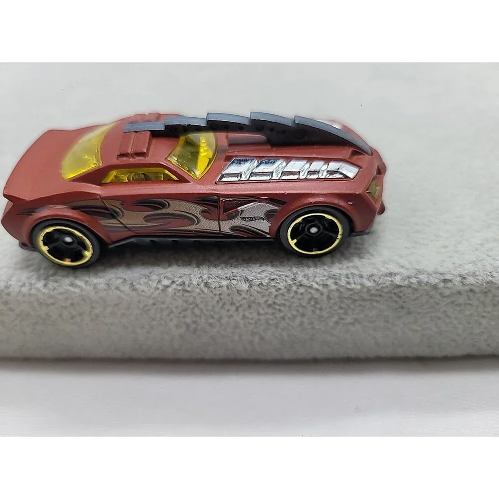 2017 Hot Wheels  Barbaric Diecast Car Brown 1:64
